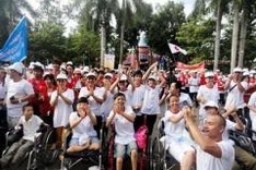 US institutions mull wider aid to Vietnam dioxin victims