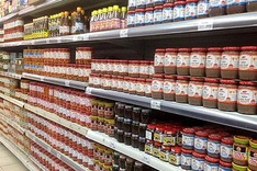 HCM City looks for products contaminated with waste cooking oil