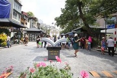 Hanoi launches first book street