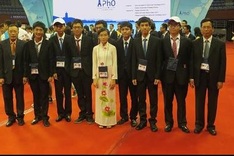 Vietnam brings home two golds from Asian Physics Olympiad