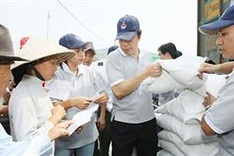 Government provides relief aid to the poor