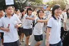 13,000 join hands to help poor celebrate Tet