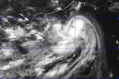 Typhoon Kalmaegi enters East Sea