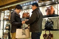 Britain to ease China visa restrictions