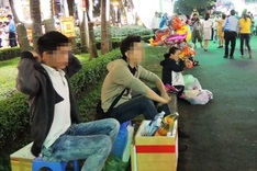 Unemployed university graduates have lonely Tet in HCM City