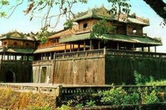 The Netherlands helps manage Hue heritage sites