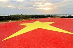 Protesting China’s speedy construction of “Sansha City”