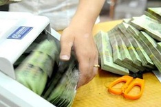 State bank cuts interest rates by 1%