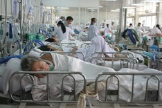 Rate of uninsured among poverty-stricken remains high