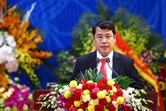 Over 700 lecturers and scientists earn professor, associate professor titles