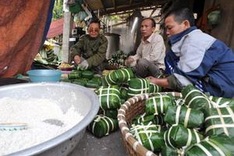 Craft villages face uncertain future