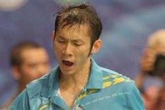 Minh successfully defends champion title