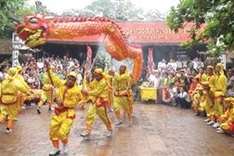 Tran Temple festival extends key ritual for pilgrims' benefit