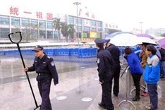 Knife attack wounds nine at Chinese train station