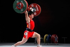 Local weightlifter enters world top three ranking