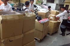 Police seize 7,000 pirated books in Hanoi