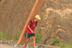 Chinese merchants hunting for precious wood in central region