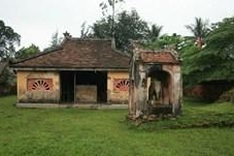 Hue completes temple restoration