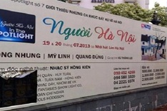 Hanoi tightens control over ad banners