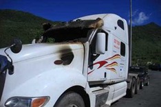 Truck blaze closes Hai Van tunnel in 20 minutes