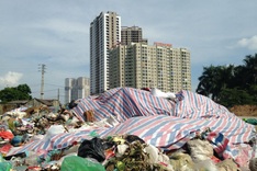 High-rise residents suffer from foul smell