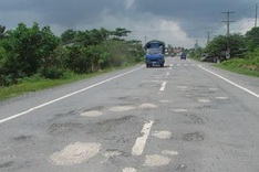 Refusal on huge foreign aid stirs up public concerns