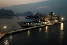 Quang Ninh Harbour welcomes first luxury cruise ship