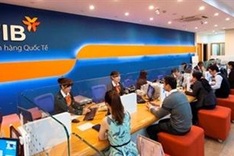 Moody's sees improved outlook at six banks