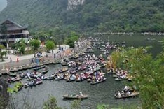 Spiritual tourism conference opens in Ninh Binh