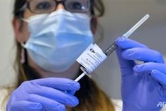 Ebola vaccine promising in first human trials: NIH