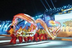 Carnival promotes Ha Long as place to live and play