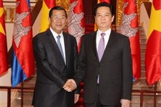 Vietnam, Cambodia work for deeper and firmer relations