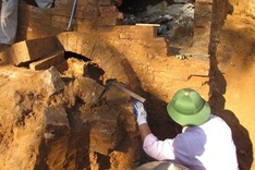 Quang Ninh: 2,000 year-old tombs discovered