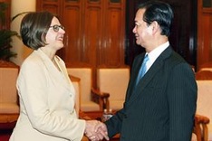 PM seeks additional Finish development aid