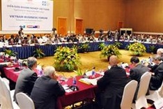 Stronger administrative reforms to attract investment