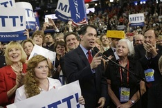 Republicans formally nominate Romney for president