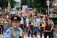 Hundreds join anti-nuclear rally in Tokyo