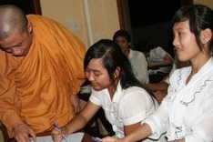 The foreign language class at the Buddhist temple