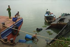 Dong Nai people struggle to fight illegal sand exploitation