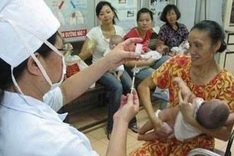 Vietnam compelled to use Quinvaxem vaccine despite dangers