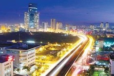 Hanoi needs to be cultural, economic hub, says NA Chairman
