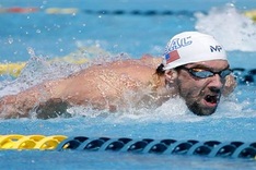 Phelps wins 100 butterfly at 1st meet in 8 months
