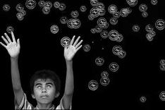 Local artist wins international photo contest in Spain