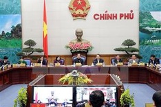 PM asks for effective poverty reduction efforts