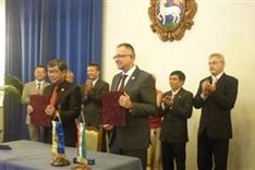 Hoi An signs sister city agreement with Szentendre