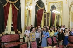 Tours to Opera House put on hold