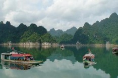 Na Hang Lake, a primitive and mysterious beauty