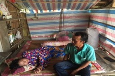 Poor man calls for help to save his wife