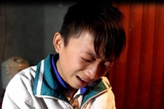 Boy faces lonely Tet after mother’s death