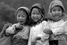 Photo exhibition raises funds for disadvantaged children